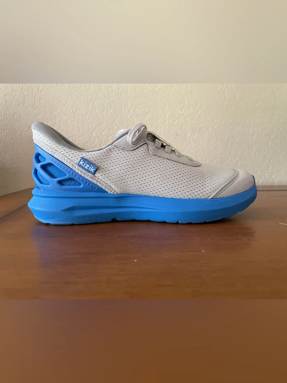 KIZIK Kids Athens 2 Hands-Free Grey & Blue Mesh Size 5 Youth